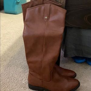 Brown boots